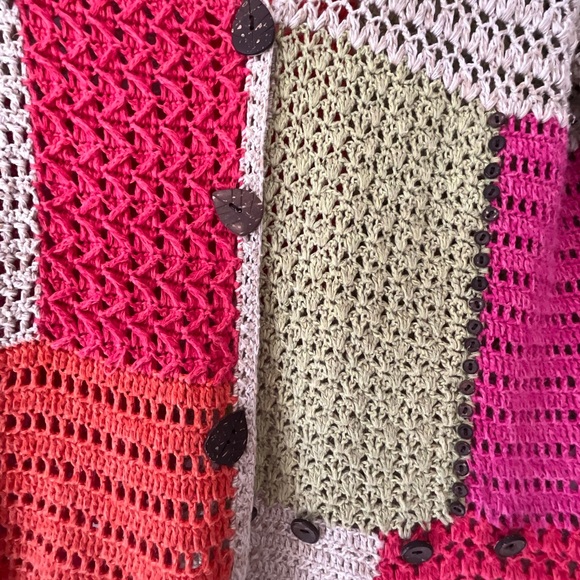 EUC Sweater, light cardigan with wooden buttons. - Picture 4 of 4